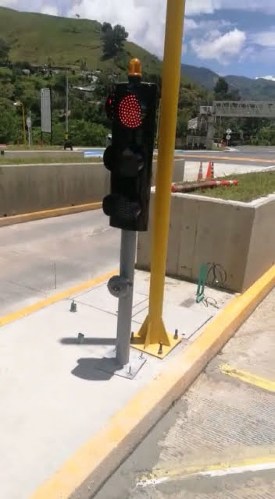 Traffic light Vanguard Toll